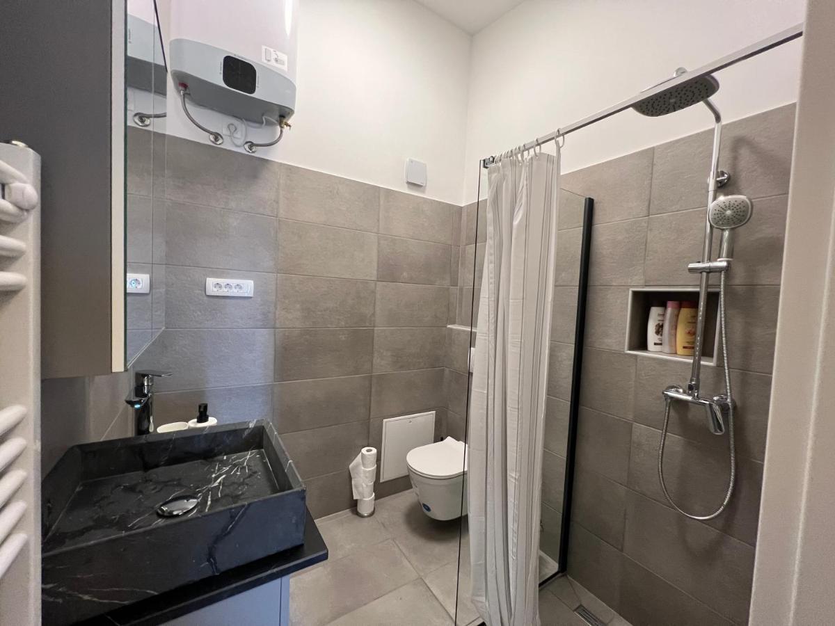 Ljubljana Studios Екстериор снимка